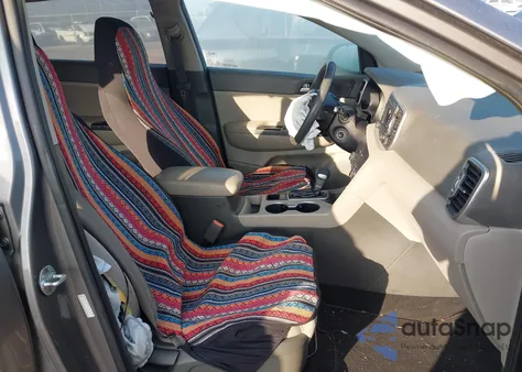 2017 Kia Sportage Lx z USA, uszkodzony, nr VIN KNDPM3AC3H7244788